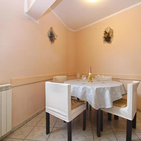Fuer 4 Personen Ca 50 Qm In Fazana, Istrien Istrische Riviera