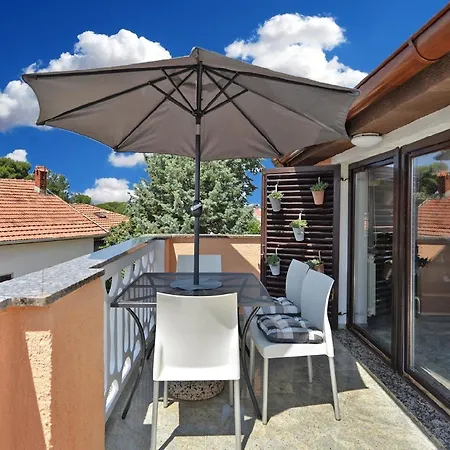 Fuer 4 Personen Ca 50 Qm In Fazana, Istrien Istrische Riviera Apartment Fazana