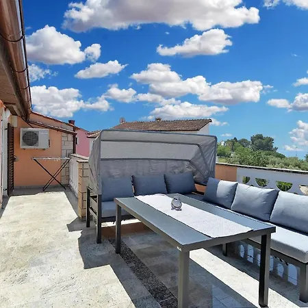 Apartment Fuer 4 Personen Ca 50 Qm In Fazana, Istrien Istrische Riviera *