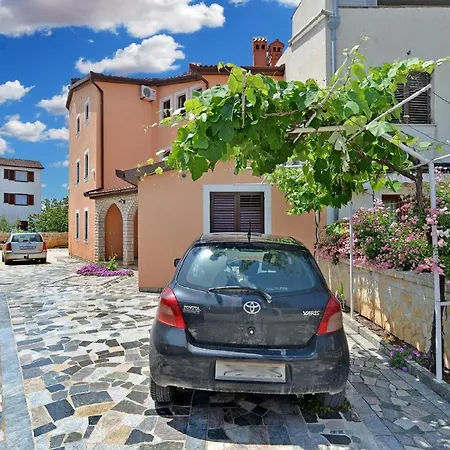 Fuer 4 Personen Ca 50 Qm In Fazana, Istrien Istrische Riviera Apartment Fazana